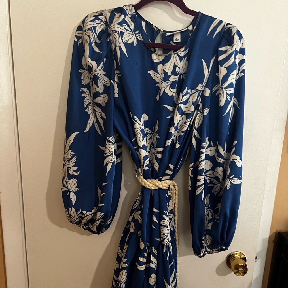 New A line dress floral dress!